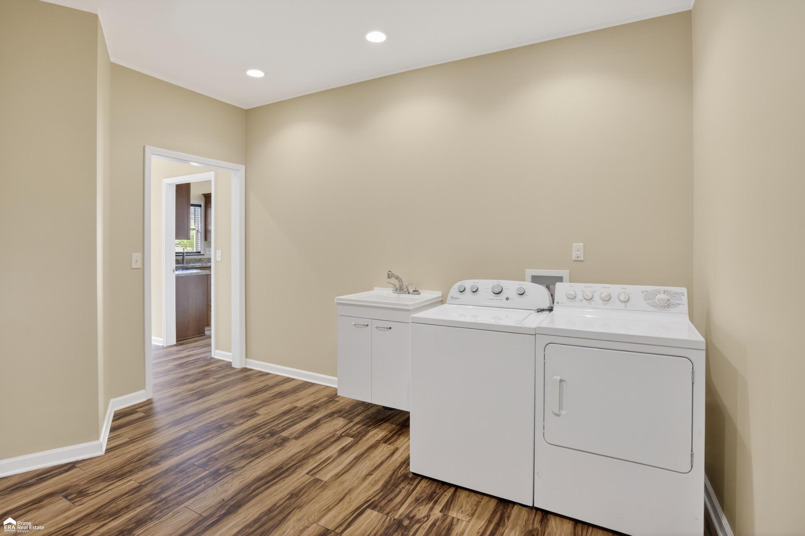 2292 North Belsay Road Burton, MI 48509 - Photo 21 of 86