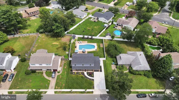 $699,999 | 430 Hialeah Drive, Cherry Hill, NJ 08002
