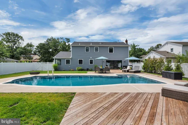$699,999 | 430 Hialeah Drive, Cherry Hill, NJ 08002