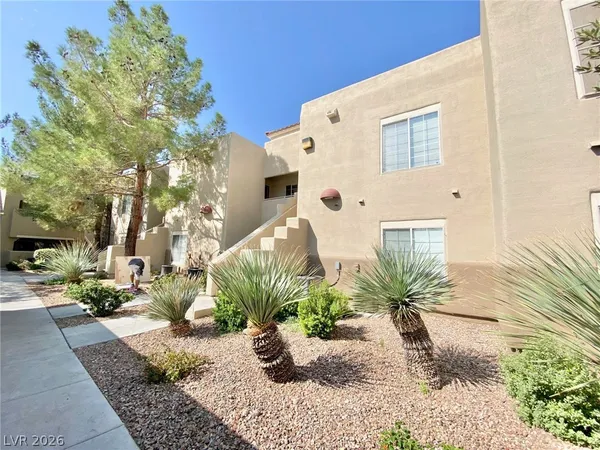 $1,250 | 1909 High Valley Court, Unit 202, Las Vegas, NV 89128