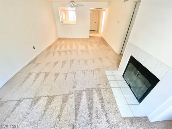$1,250 | 1909 High Valley Court, Unit 202, Las Vegas, NV 89128