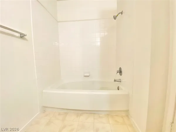 $1,250 | 1909 High Valley Court, Unit 202, Las Vegas, NV 89128