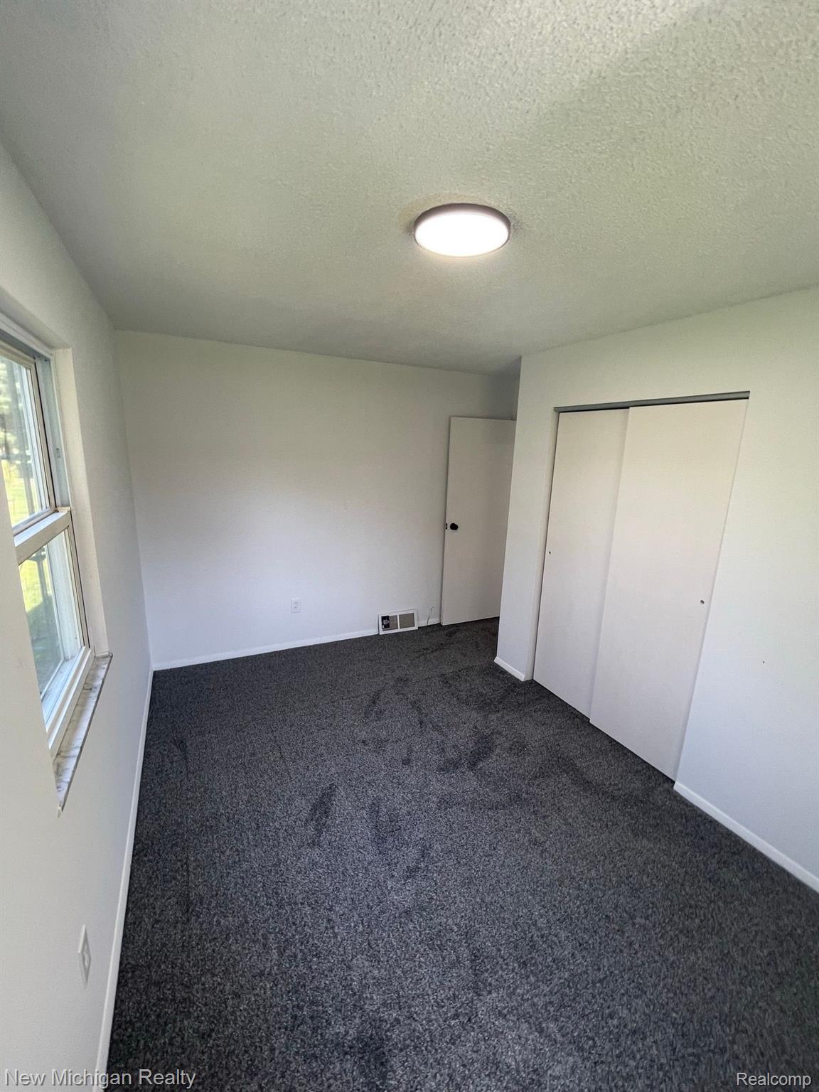 4074 North Center Road Flint, MI 48506 - Photo 24 of 30 Gallery Image 24