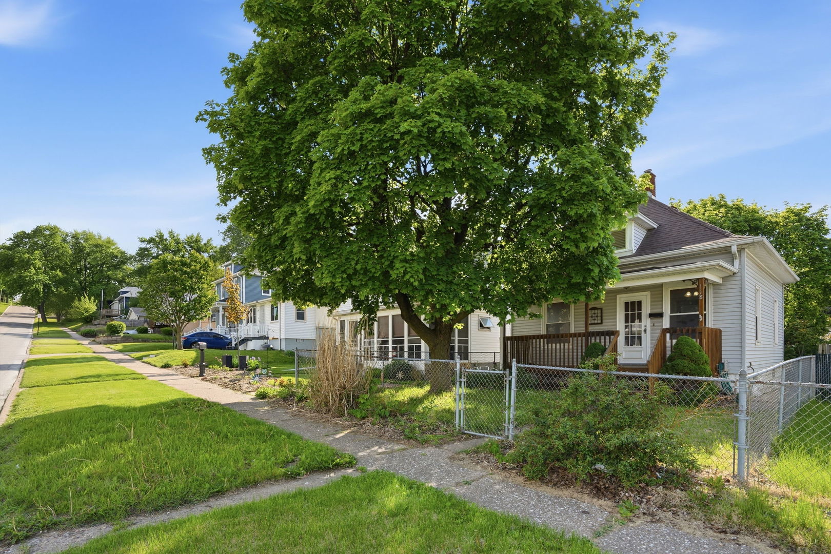 118 5th Street Silvis, IL 61282 - Photo 2 of 22