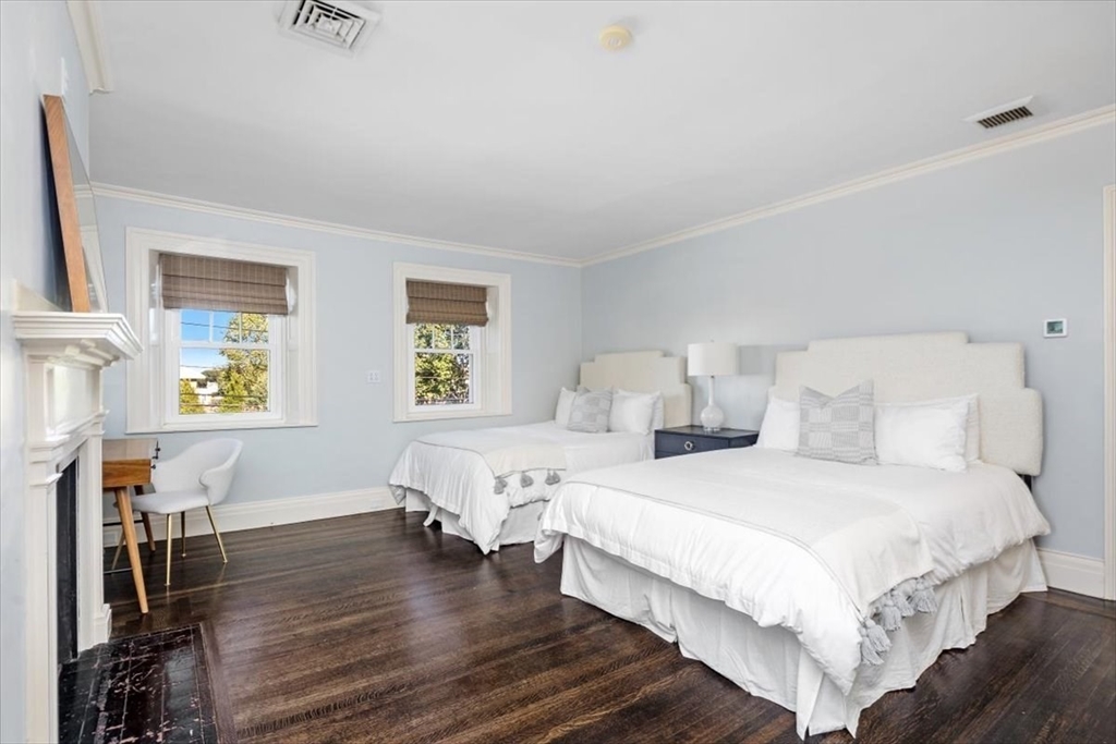79 North Main Street, Unit 1 Cohasset, MA 02025 - Photo 24 of 32