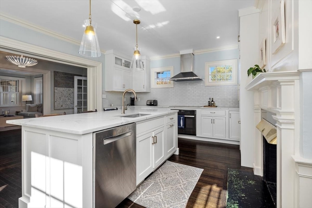 79 North Main Street, Unit 1 Cohasset, MA 02025 - Photo 9 of 32
