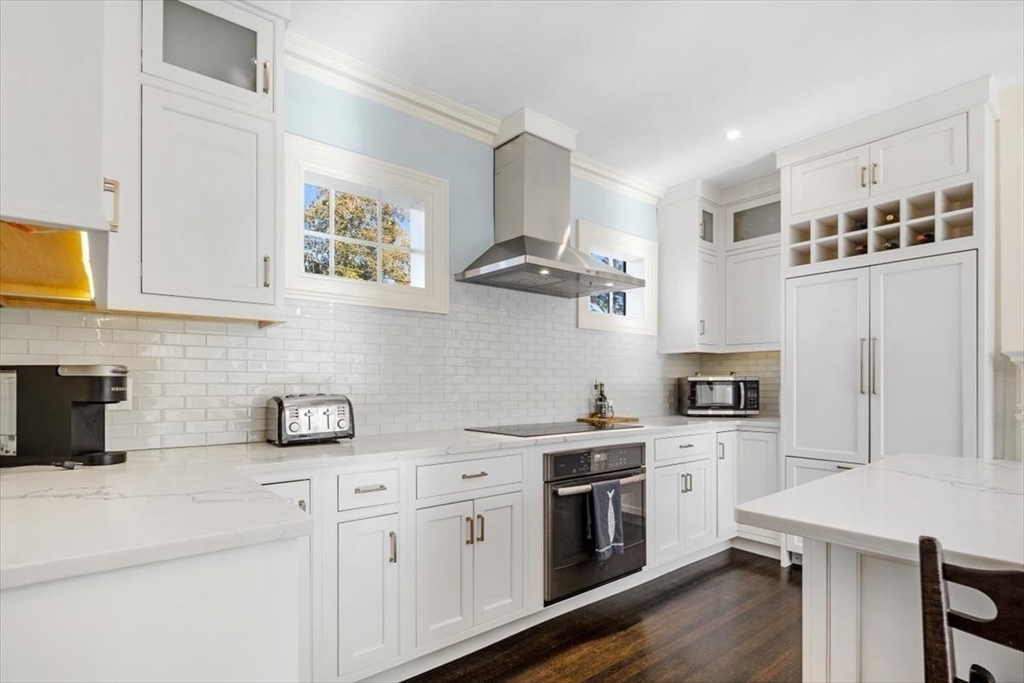 79 North Main Street, Unit 1 Cohasset, MA 02025 - Photo 10 of 32