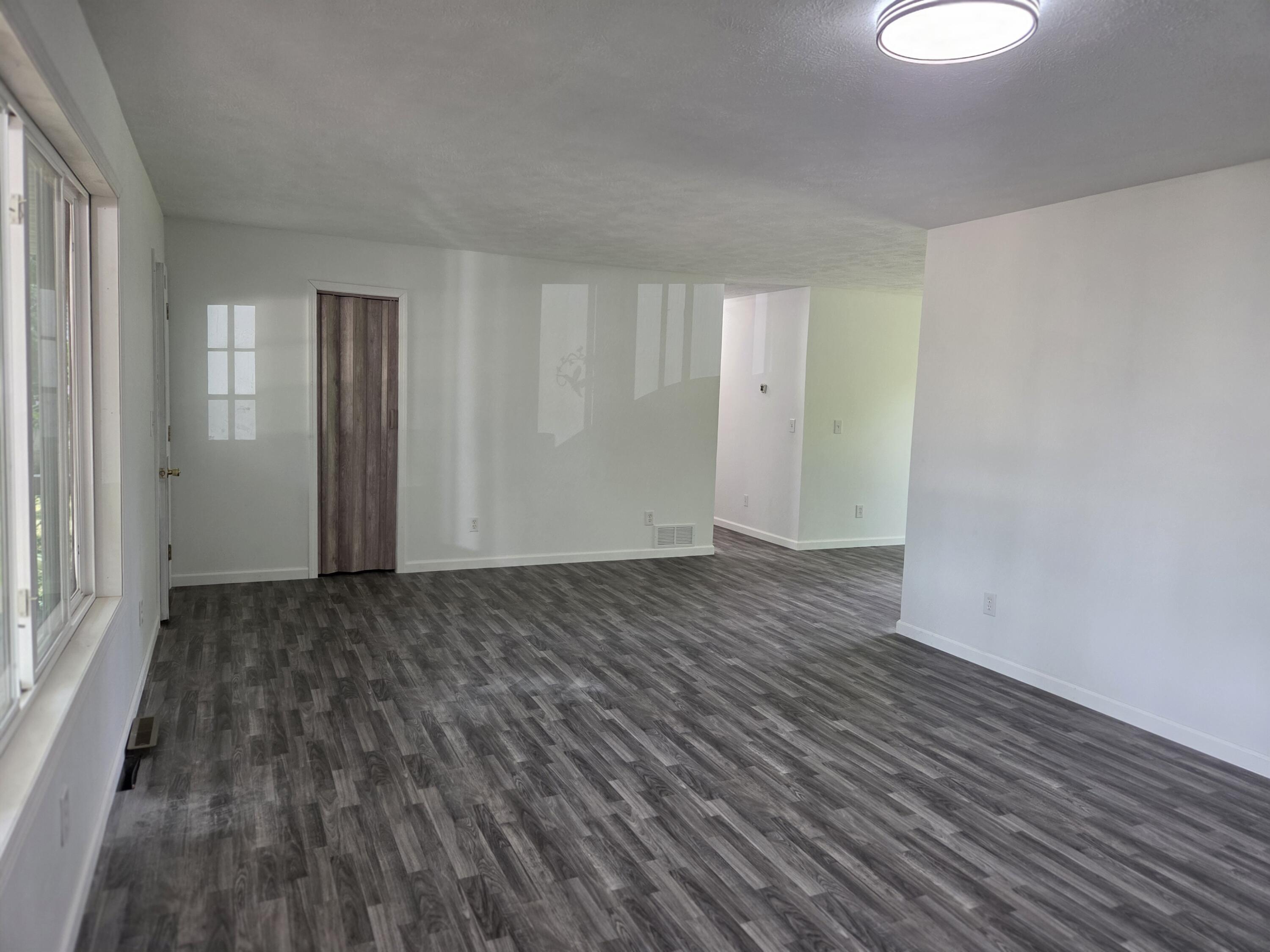 4790 4th Street Barryton, MI 49305 - Photo 8 of 29 #12 LR view