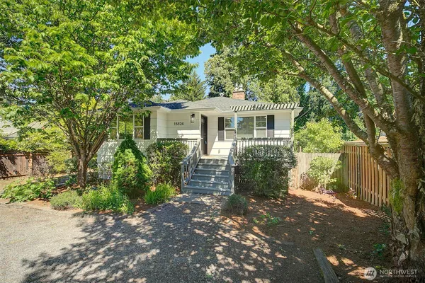 $868,000 | 15524 Midvale Avenue North, Shoreline, WA 98133