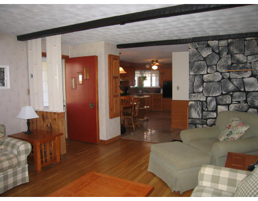 211 Breakneck Road Southbridge, MA 01550 - Photo 4 of 6