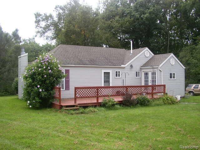 2726 Flint River Road Lapeer, MI 48446 - Photo 44 of 52 P1010284.jpg