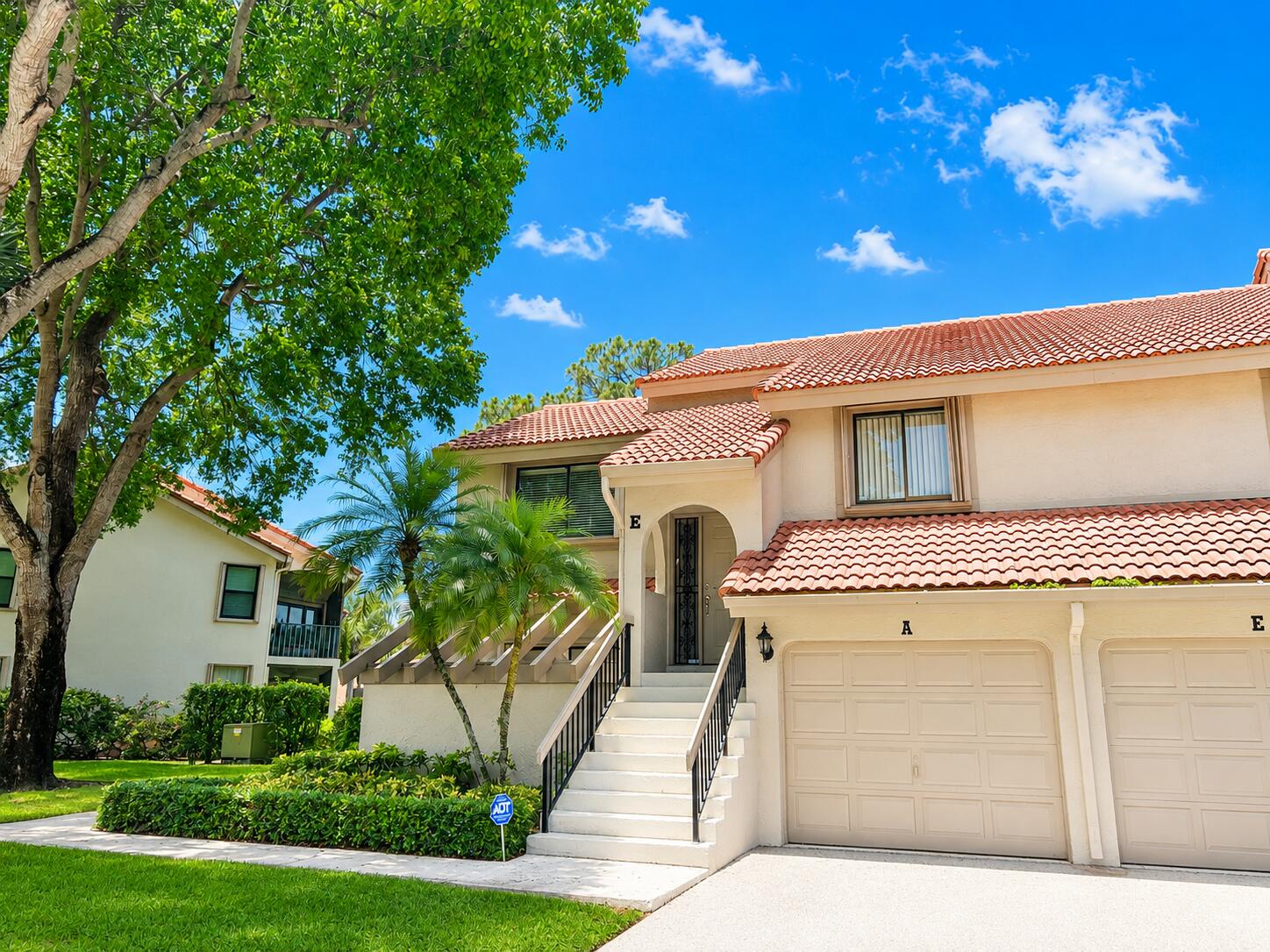 5751 Coach House Circle, Unit E Boca Raton, FL 33486 - Photo 1 of 37 COACH BEST