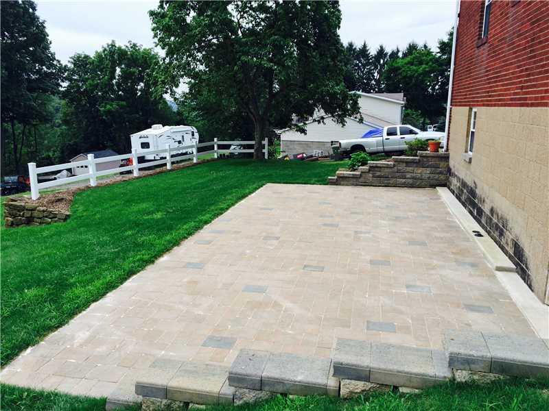 2586 Ridge Rd Extension Economy, PA 15005 - Photo 16 of 17 Patio/Deck.