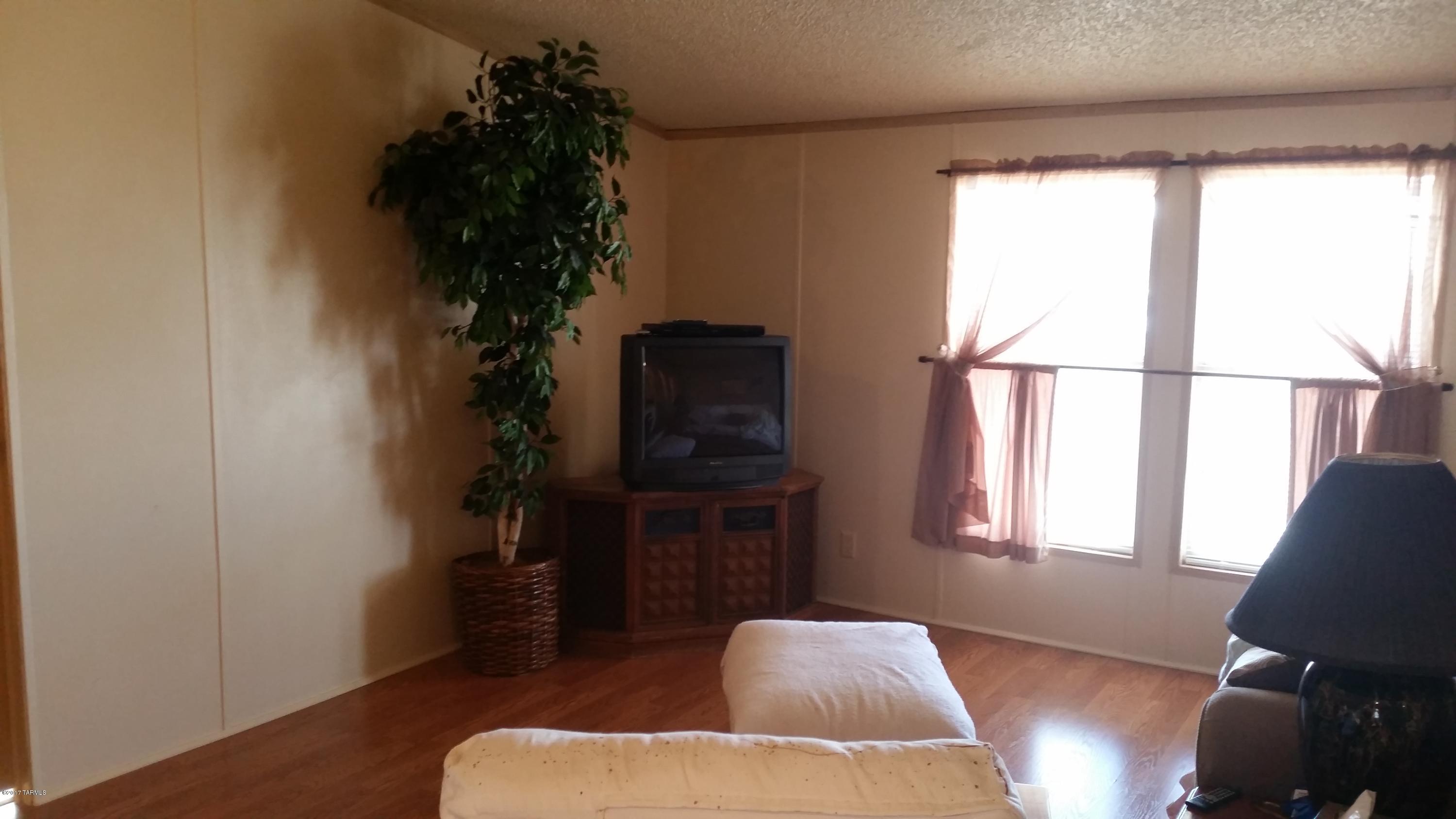 655 North Mescal Road Benson, AZ 85602 - Photo 4 of 34 Gallery Image 4