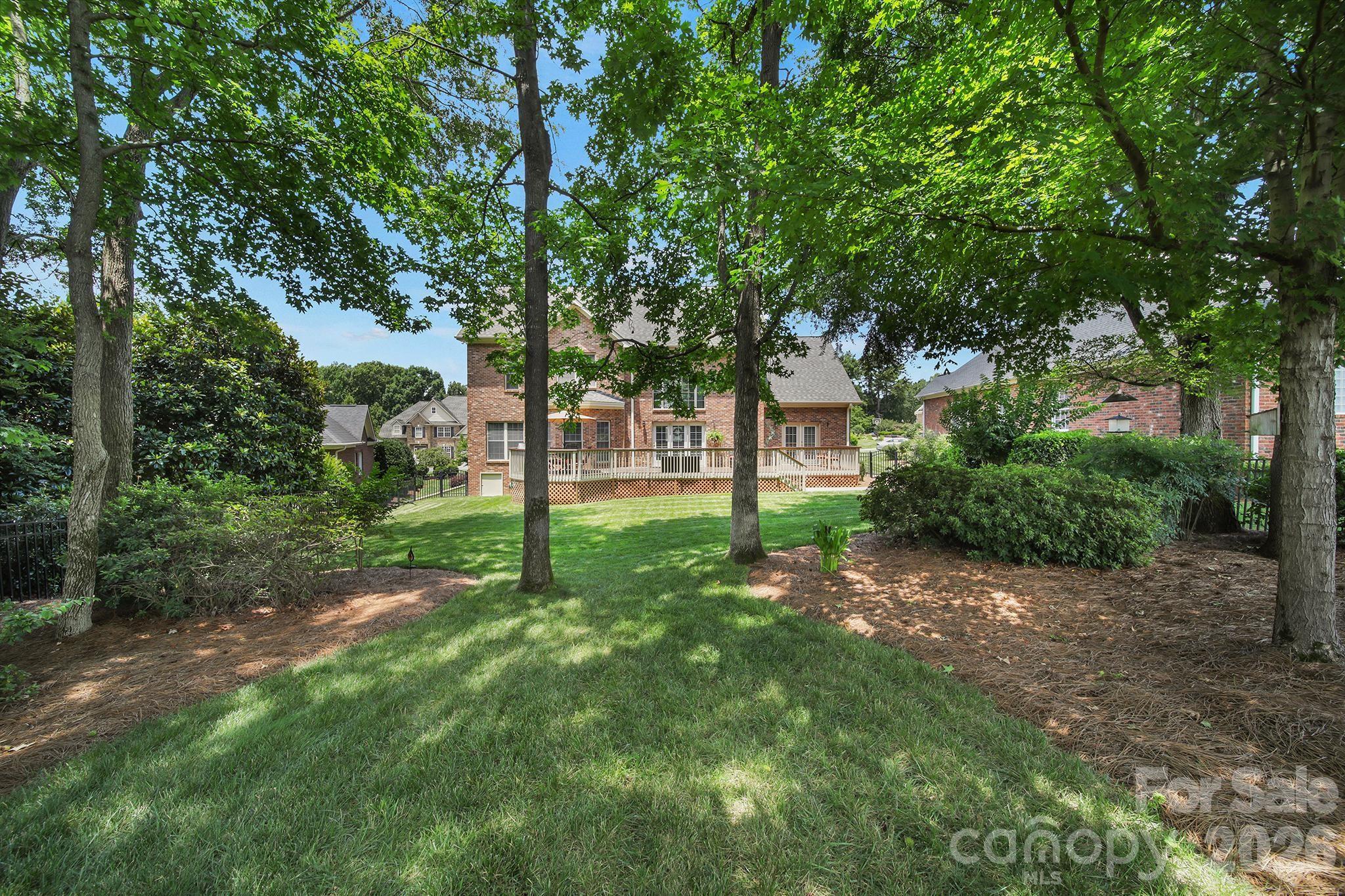 263 Hemingway Lane Fort Mill, SC 29708 - Photo 38 of 46 Gallery Image 38