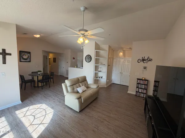 $150,000 | 3696 Cotswold Avenue, Unit 3C, Greensboro, NC 27410