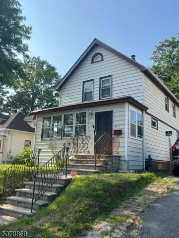 $475,000 | 566 East Milton Avenue, Unit 1, Rahway, NJ 07065