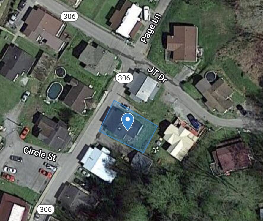 414 Main Street Wheelwright, KY 41669 - Photo 3 of 6 Screen Shot 2023-04-22 at 3.00.14 PM