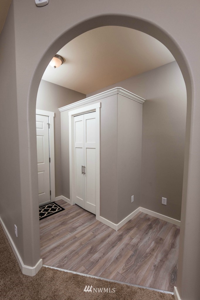 15766 Mountain View Road Mount Vernon, WA 98274 - Photo 9 of 20 Gallery Image 9