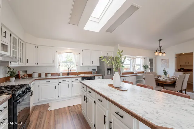 $399,000 | 3154 West Cactus Blossom Drive, Benson, AZ 85602