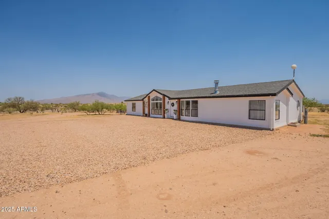 $399,000 | 3154 West Cactus Blossom Drive, Benson, AZ 85602