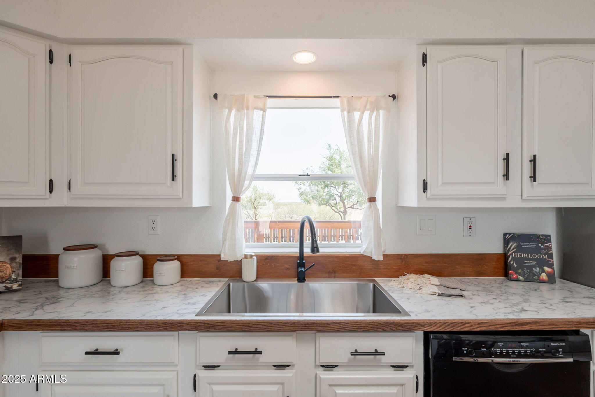 3154 West Cactus Blossom Drive Benson, AZ 85602 - Photo 21 of 38 22-web-or-mls-Cactus Blossom-22