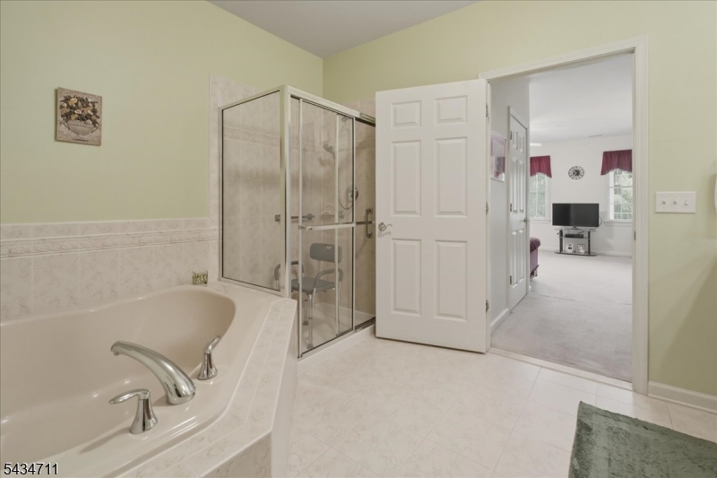 104 Ridgeview Lane Mount Arlington, NJ 07856 - Photo 24 of 40