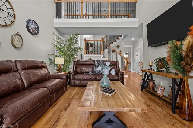 $925,000 | 1096 Crestwell Drive, Burlington, NC 27215