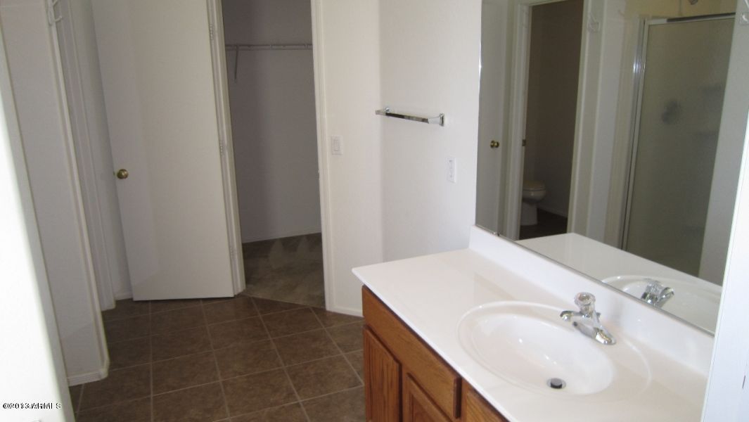 44107 Roth Road Maricopa, AZ 85138 - Photo 29 of 41 master bath