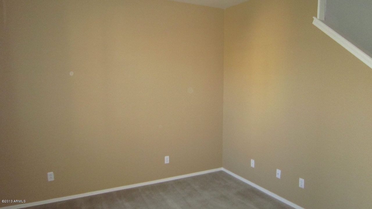 44107 Roth Road Maricopa, AZ 85138 - Photo 4 of 41 family room