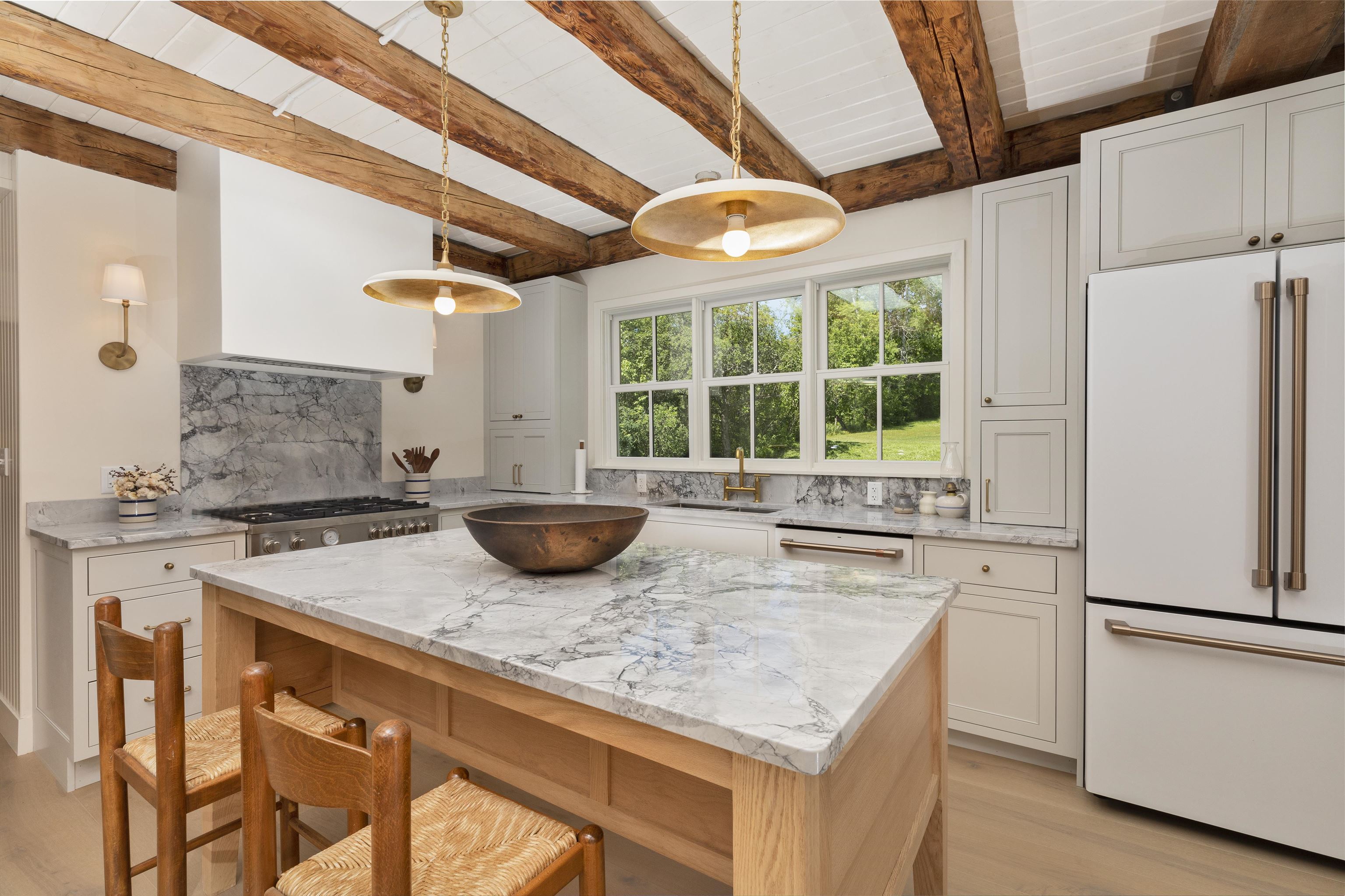 156 Etna Road Lebanon, NH 03766 - Photo 2 of 29 Gallery Image 2