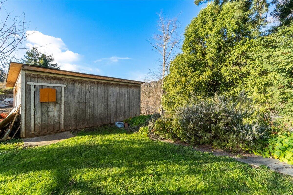 1065 Riverside Drive Rio Dell, CA 95562 - Photo 24 of 32