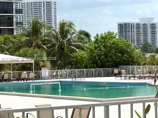 $2,300 | 1985 South Ocean Drive, Unit 15D, Hallandale Beach, FL 33009