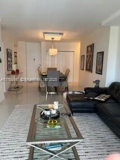 $2,300 | 1985 South Ocean Drive, Unit 15D, Hallandale Beach, FL 33009