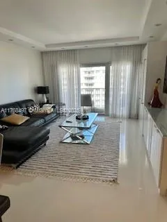 $2,300 | 1985 South Ocean Drive, Unit 15D, Hallandale Beach, FL 33009