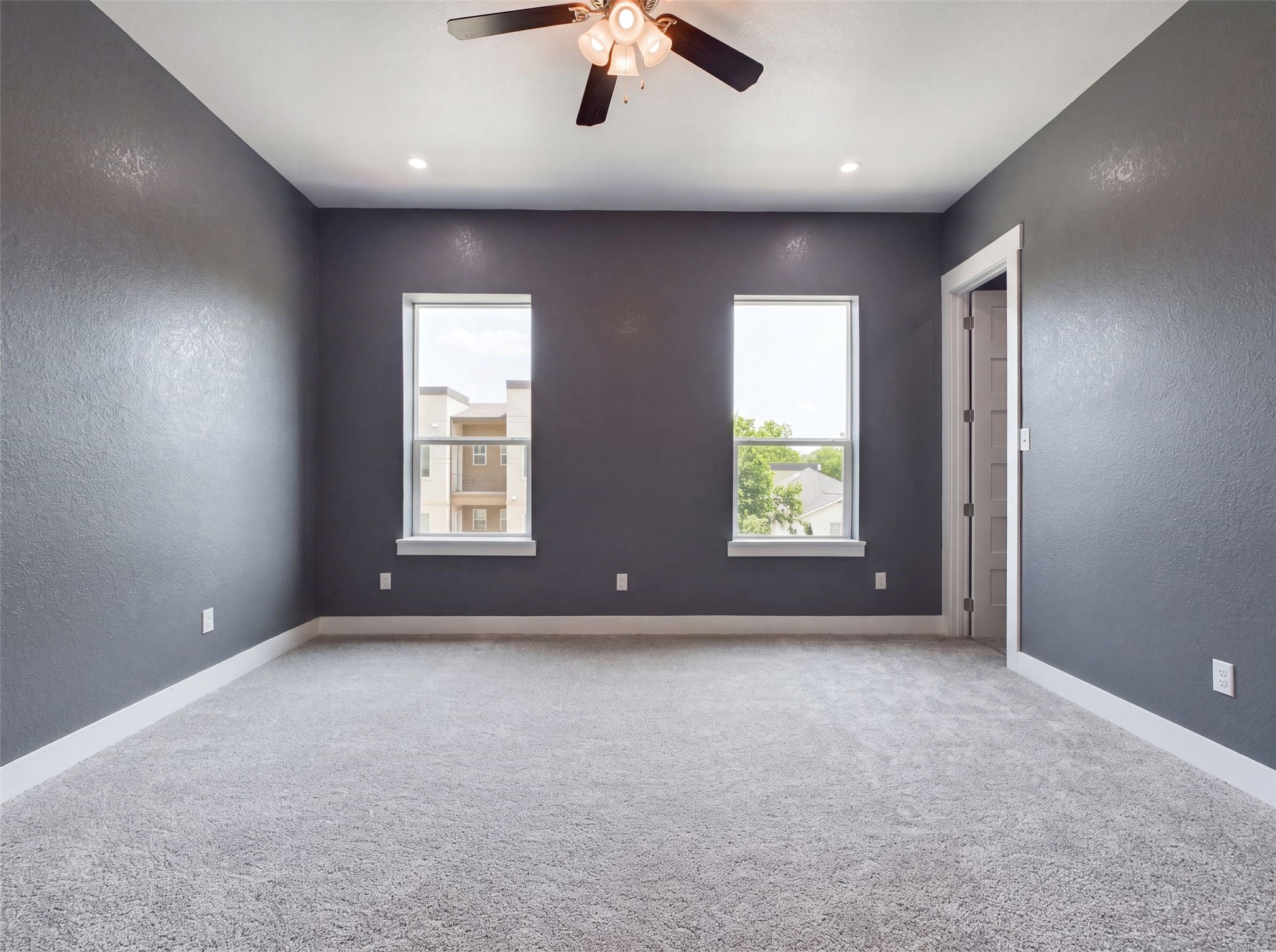 4704 Ward Street Houston, TX 77021 - Photo 4 of 16 Staged Photo