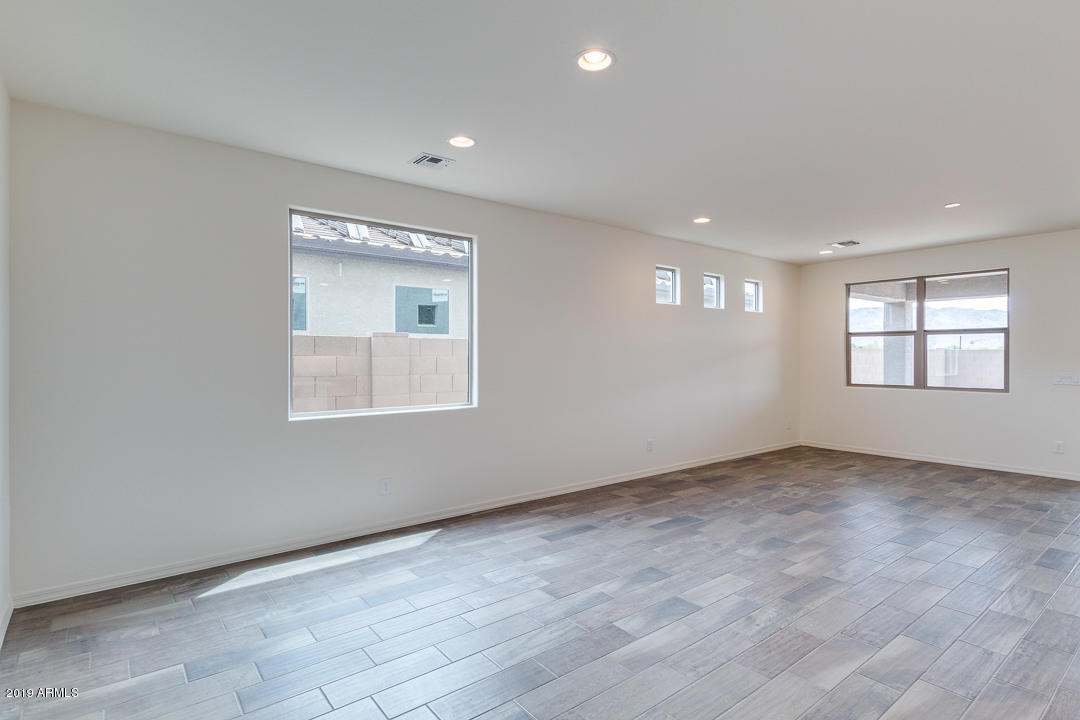 3255 West Carter Road Phoenix, AZ 85041 - Photo 9 of 58 08-Carter