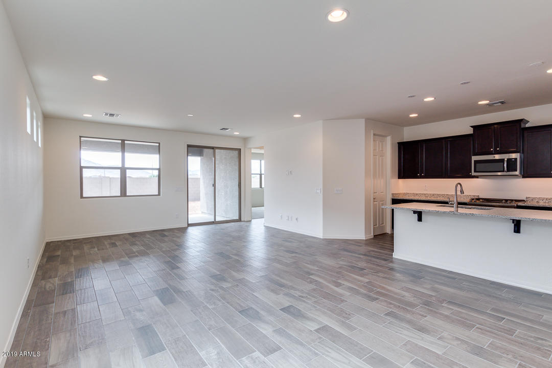 3255 West Carter Road Phoenix, AZ 85041 - Photo 10 of 58 09-Carter