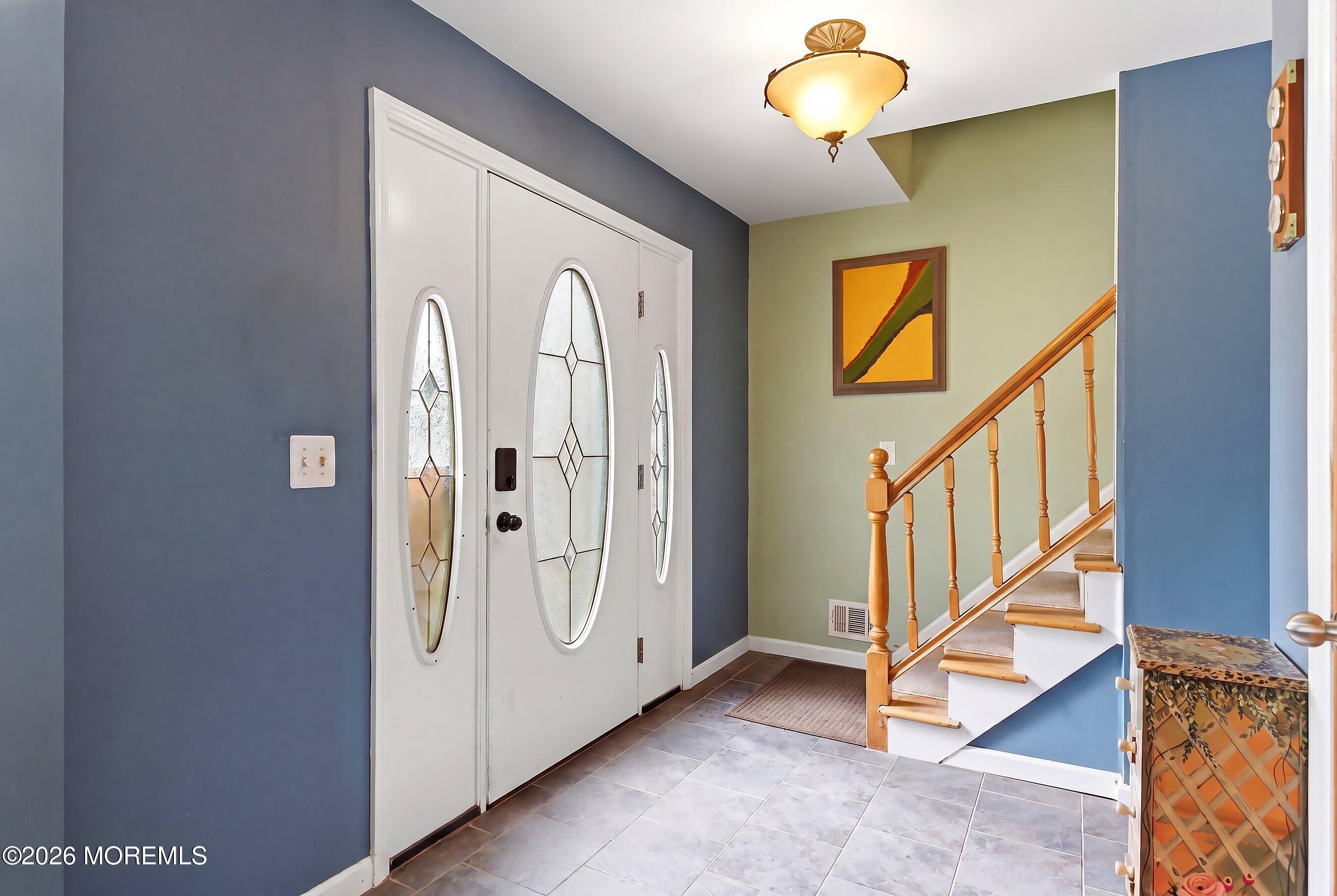 822 York Road Brick, NJ 08724 - Photo 5 of 37 a view of entryway