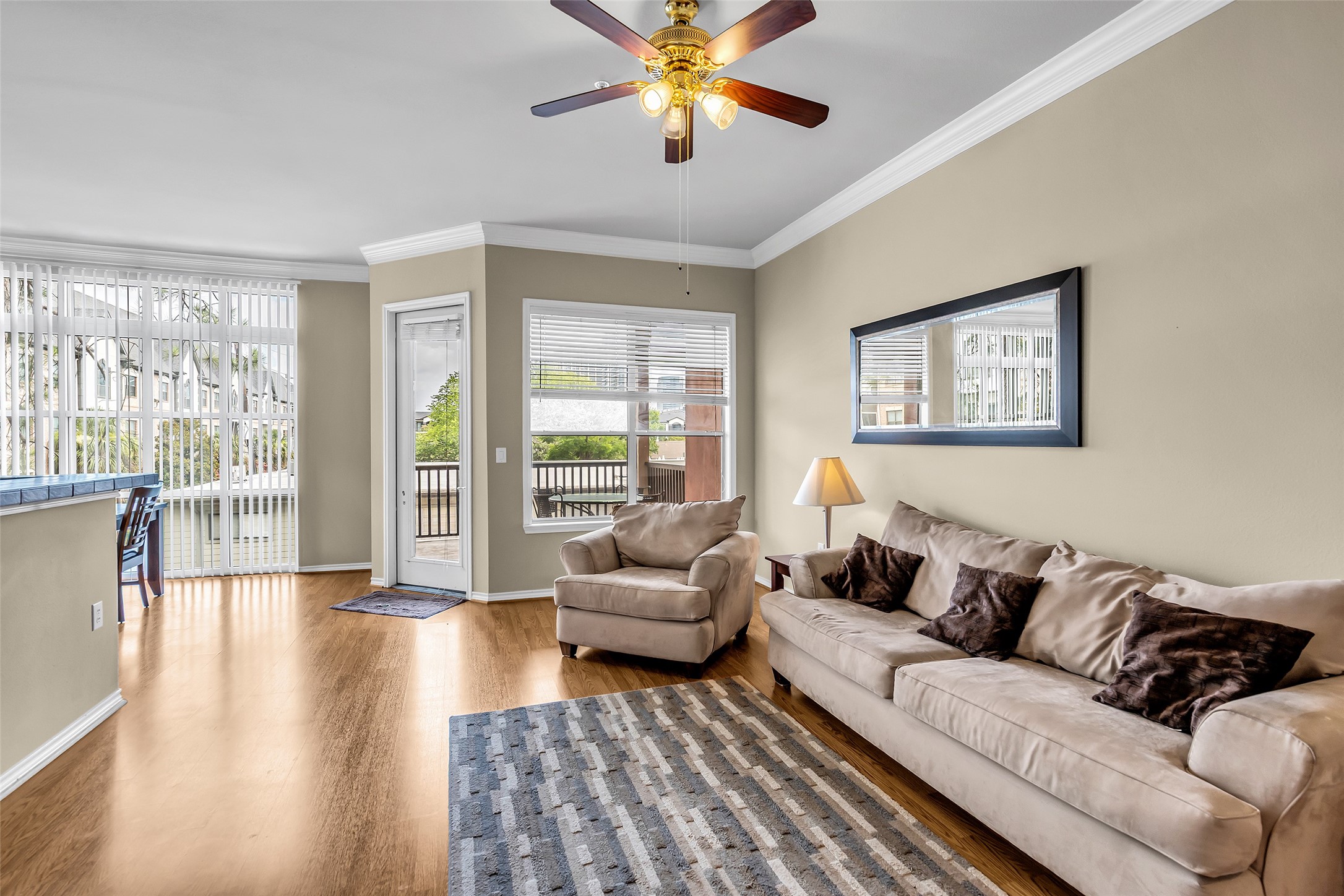 2400 McCue Road, Unit 240 Houston, TX 77056 - Photo 4 of 36