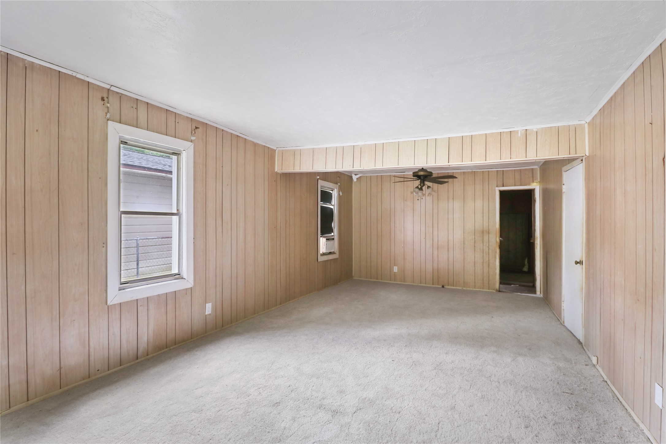 325 South 19th Street Silsbee, TX 77656 - Photo 4 of 18