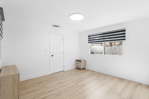 $438,500 | 950 Northeast 23rd Place, Pompano Beach, FL 33064