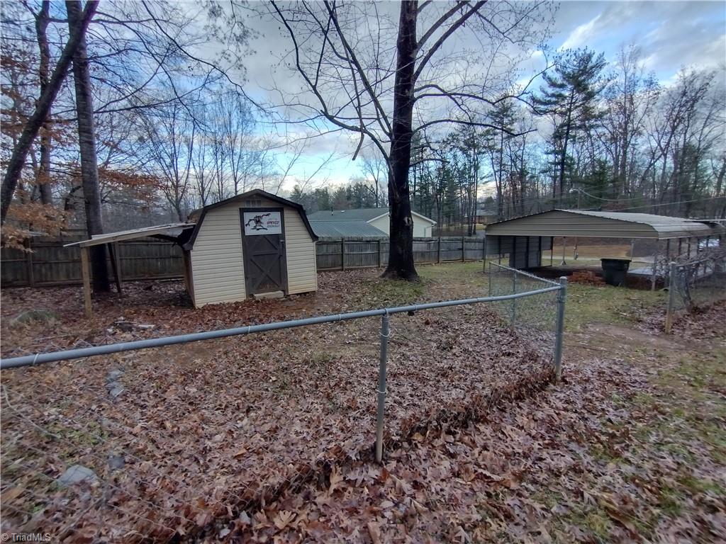 577 Pipers Gap Road Mount Airy, NC 27030 - Photo 6 of 28 Gallery Image 6