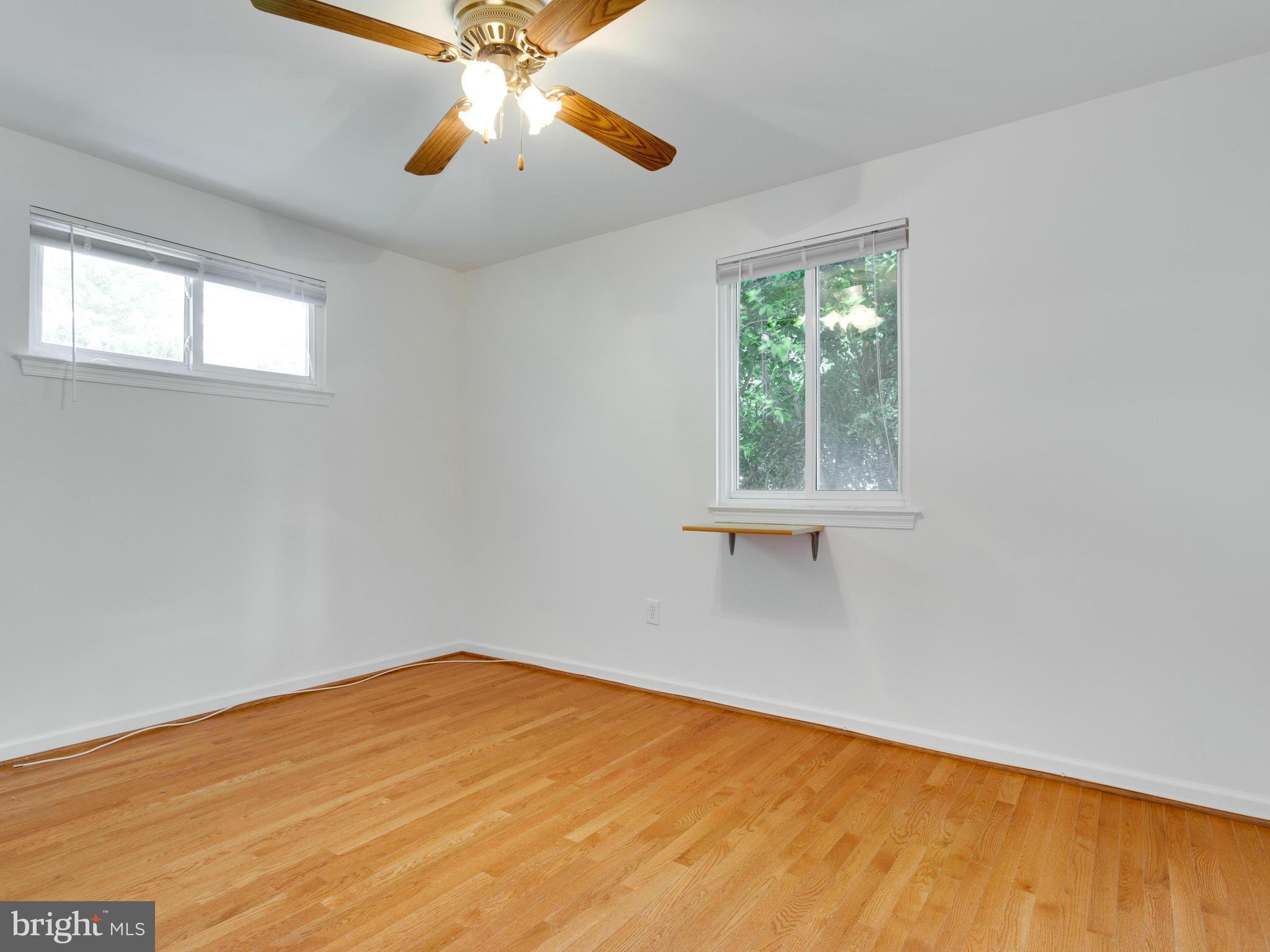 5515 Yorkshire Street Springfield, VA 22151 - Photo 18 of 26 Bedroom