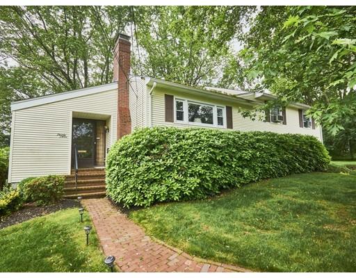23 Graymore Road Waltham, MA 02451 - Photo 3 of 17