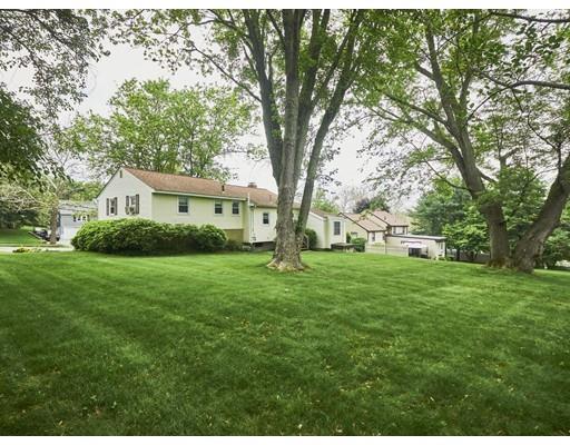 23 Graymore Road Waltham, MA 02451 - Photo 5 of 17
