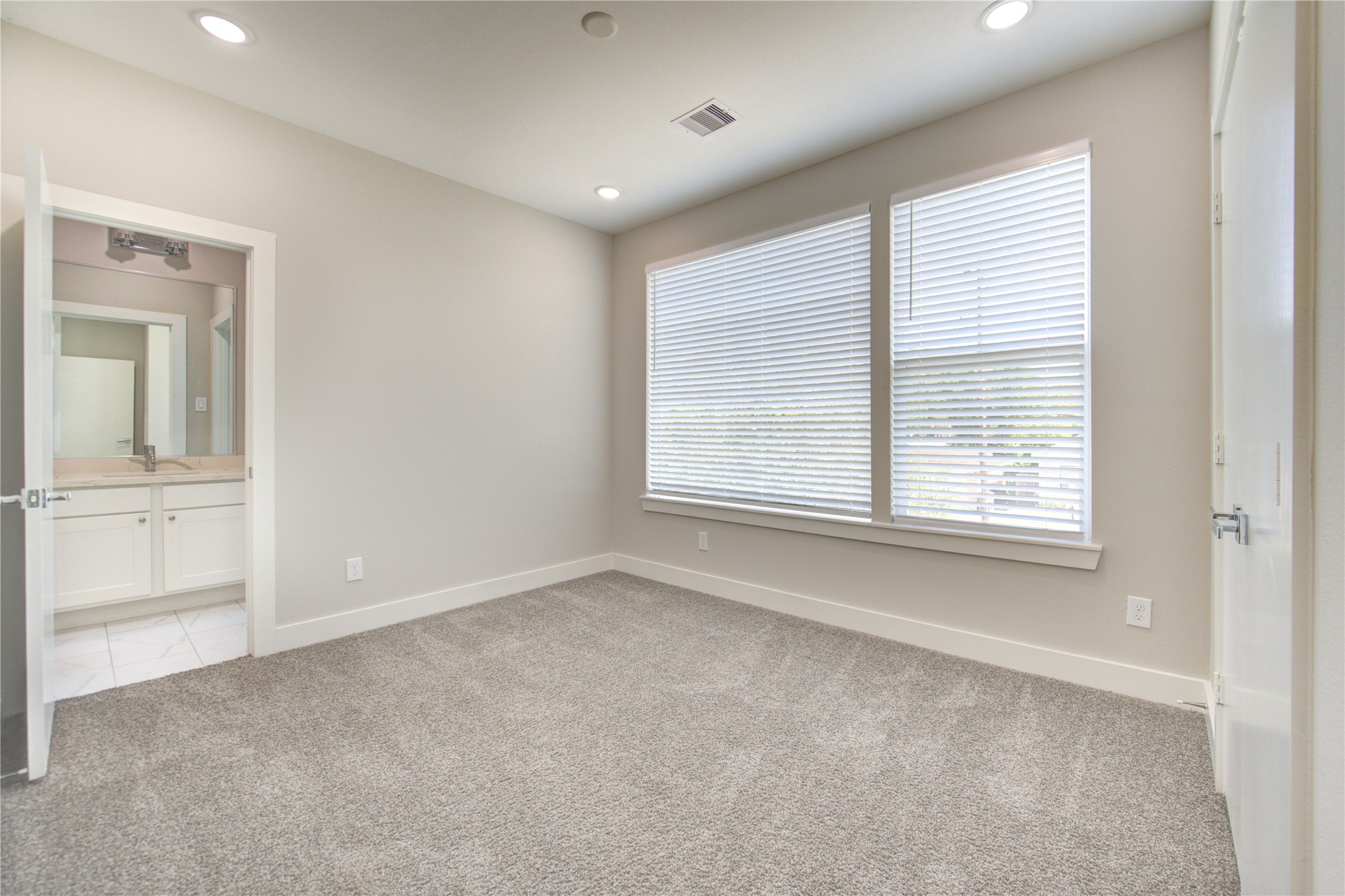 4536 Sunflower Street Houston, TX 77051 - Photo 20 of 27 a view of an empty room with a window