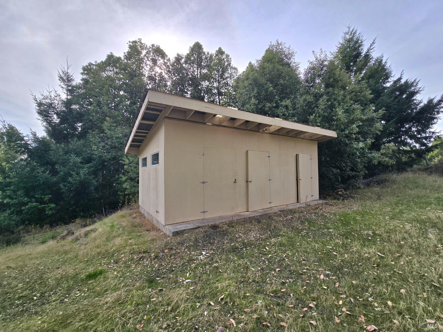 36955 Eureka Stagecoach Road Willits, CA 95490 - Photo 33 of 45 a view of a backyard