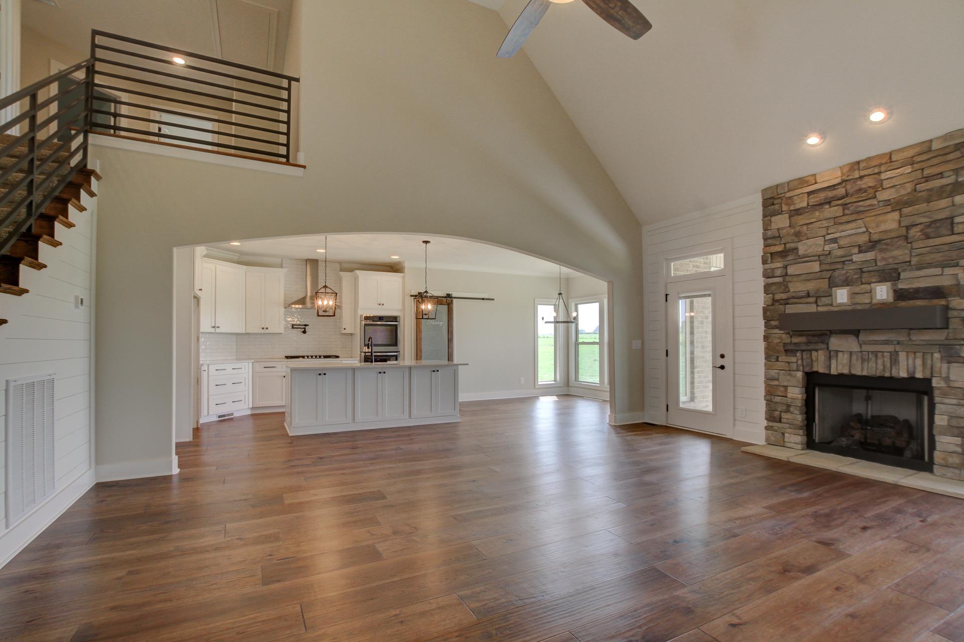 12 Albright Road Clarksville, TN 37043 - Photo 3 of 30 OPEN PLAN SHOWS GREATF!!