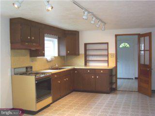 5 Chestnut Street Shillington, PA 19607 - Photo 4 of 6